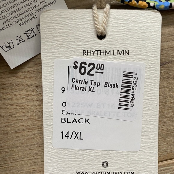 Floral bikini - Picture 3 of 4